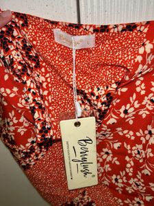 Tapered Red Printed Crop Top