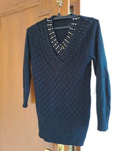 Women Woolen Top