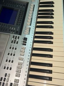 YAMAHA KEYBOARD