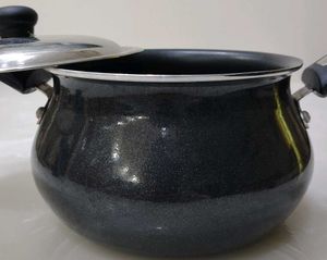 Cooking Pot/Handi With Lid