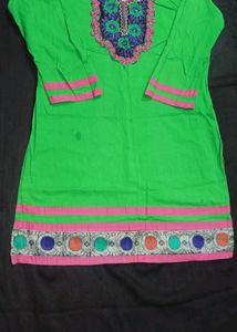 Green 💚 Kurti 🧿
