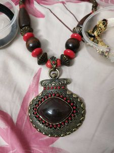 Necklace and Bracelet Set