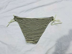 🇳🇿💫💗 Striped Bikini Bottom