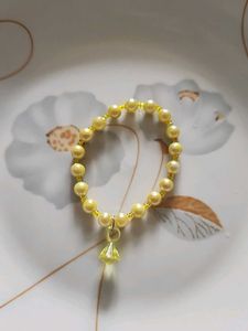 🆕️ Yellow Pearl Bracelet