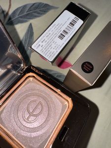 NEW! Europe Girl Highlighter - 03 Blossom Sheen