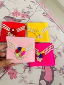 Pack of 4 Floral Ethnic Pouch