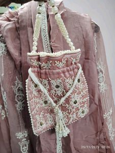 Bollywood Actors Designer Saree With Purse