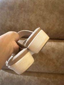 Original Beige Bata Comfit Sandals