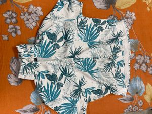 Capture Tropical Print TShirt
