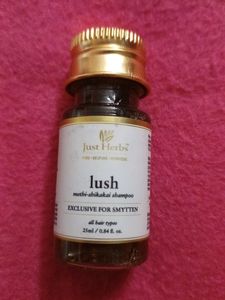 Just Hurbs Methi- Shikakai Shampoo 🤩
