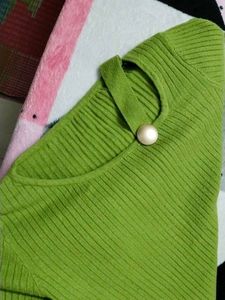 Bottle Green Woolen Sweatshirt
