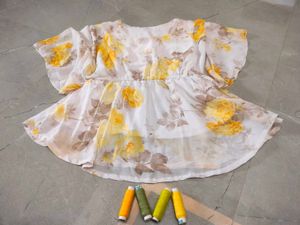 Yellow 💛 Empire Top