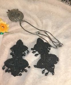 Geometric sequence beaded fabric earring