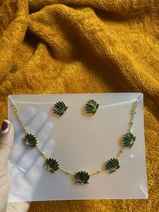 Lotus Necklace &amp; Earring Set