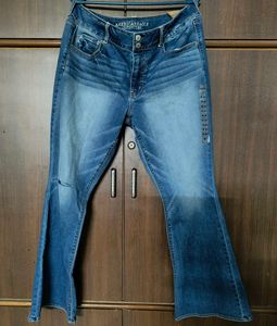 👖 American Eagle "Artist" Flare Jeans