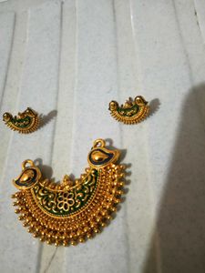 Gold Tone Anamel Pendant With Earrings
