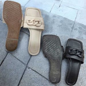 Must-Have Square Toe Chain Slides - Black &amp; Beige