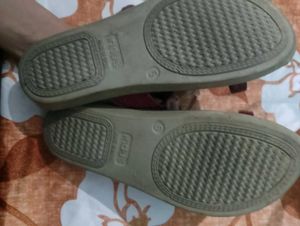 Flats Sandals