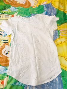 White Schiffli Tshirt