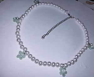 Choker White Pearl
