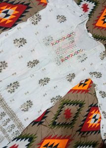 A Kurti For Festive Look To Shine In Pujas