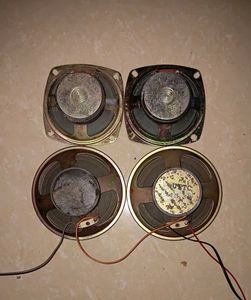 4 Speakers