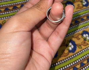 Beautiful 925 Silver Ring With Stones