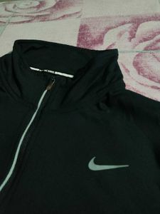 Nike dri-fit (authentic) 🔥