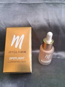 Myglamm Spotlight Illuminating Liquid