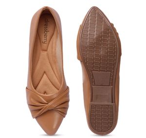 Twisted Detail Pointed Toe Ballerinas