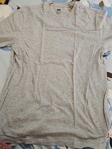 Levi's Gray T-Shirt