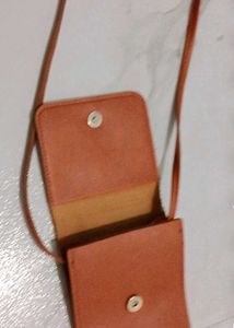 Cute Brown Crossbody Bag..🎀