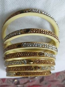 Sparkling Bangle Set