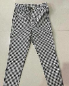 H&amp;M Houndstooth Skinny Pants