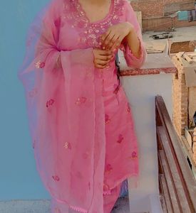 Sequence Sitara Work Pakistani Suit 💕