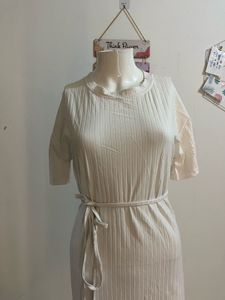 Elegant Midi Dress with Belt