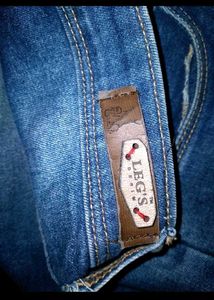 Stylish Jeans🛍