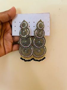 Heavy Black And Gold Earings