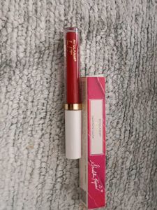 MYGLAMM LIT lipstick