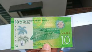 Nicaragua Currency Note 👉 Polymer