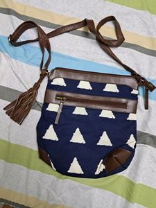Westside Sling Bag