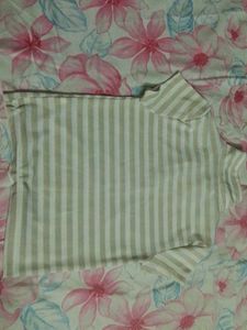 Aesthetic Striped Collar Top