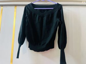 puff sleeves black woollen top🪬