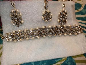 Elegant Pearl &amp; Crystal Jewelry Set