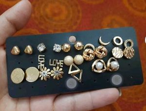 14 Pair Earings