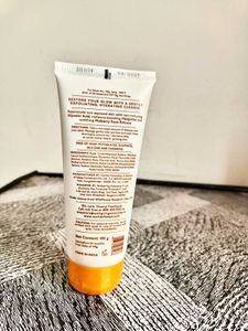 Asaya D-Tan Face Cleanser