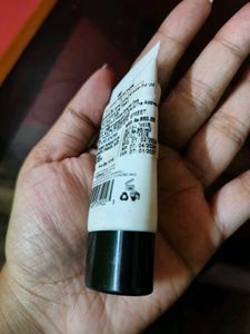 Milani Prime Perfection Primer