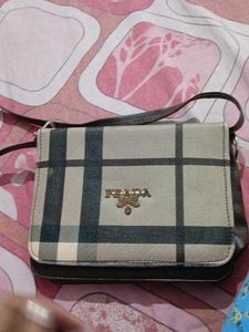 Get 3 Handbags 1 Sling Bag