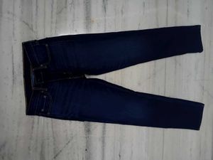 Levi&#39;s Denim Jeans (buy 2 get 1)
