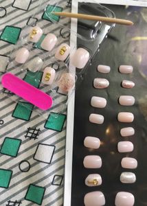 Peach Colour Nails Set (24 Nos)